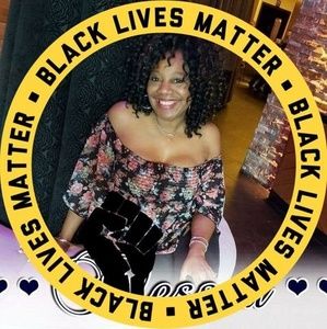 Meet your Posher, Beverly